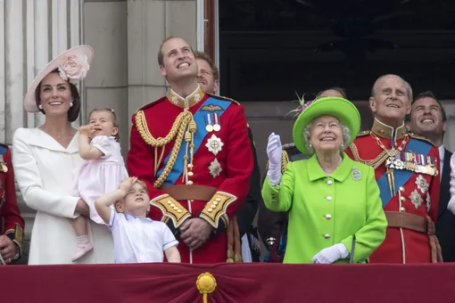 Букингемский дворец раскрыл детали празднования платинового юбилея Елизаветы II