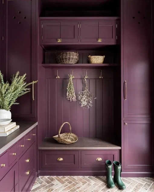 мебель в фиолетовом цвете