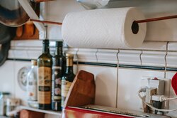5 вещей, которые не надо чистить бумажными полотенцами
