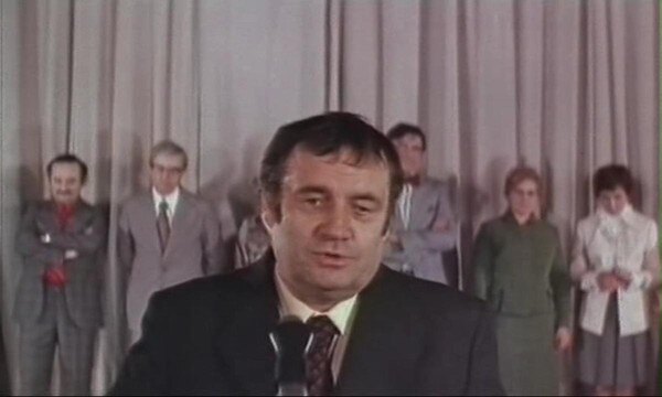 Эльдар Рязанов: фильмы, сценарии, сыгранные им роли с фото и описанием Эльдар Рязанов: фильмы, сценарии, сыгранные им роли с фото и описанием