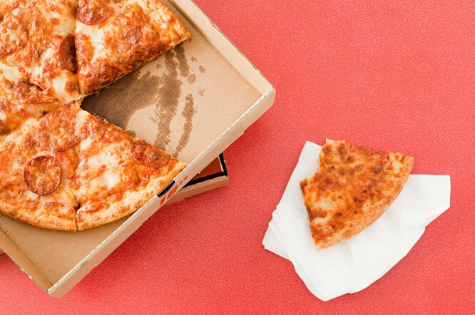 Пицца, продукты вредные для мозга и памяти