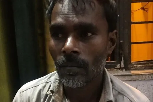 Индиец захватил в заложники детей и был убит полицией. Его жену забили камнями