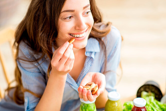Дотерпеть до ужина: 5 полезных и вкусных перекусов Дотерпеть до ужина: 5 полезных и вкусных перекусов