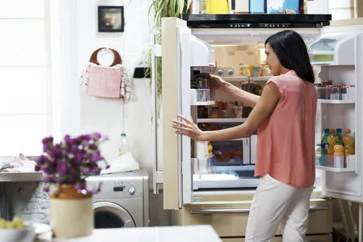 Где подтекает? Как понять, что не так с холодильником и что можно сделать без мастера?