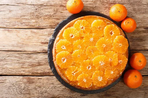 Рецепты звезд: Наталия Антонова готовит Новогодний мандариновый пирог