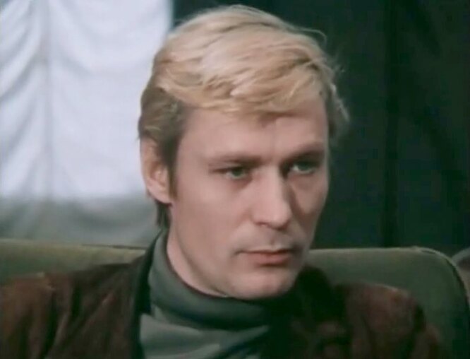 Обычный месяц (1976) Обычный месяц (1976)