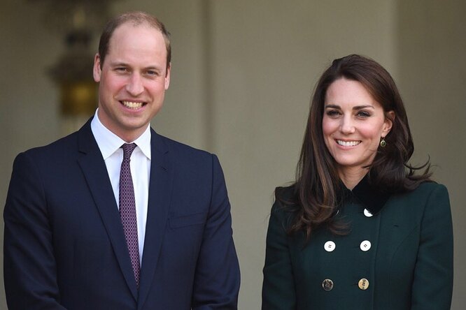 Принц Уильям и Кейт Миддлтон отвели принцессу Шарлоту в школу