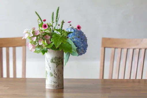 декор интерьера как выбрать вазу для цветов