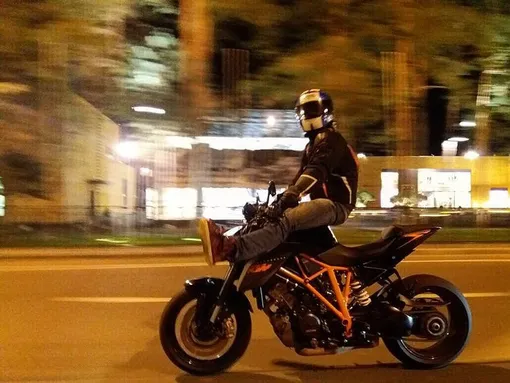 Александр Маругов на мотоцикле