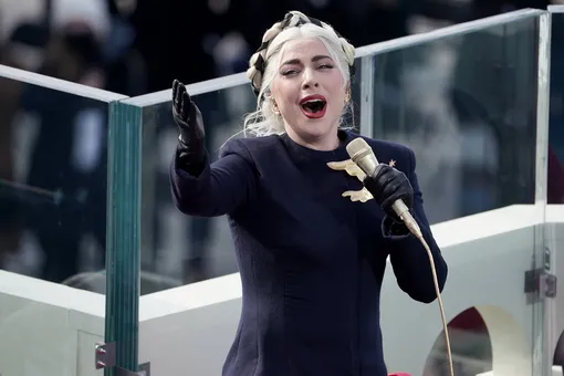 Леди Гага исполнила гимн на церемонии инаугурации Джо Байдена