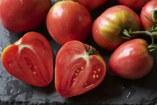 Как выглядит томат «бычье сердце»