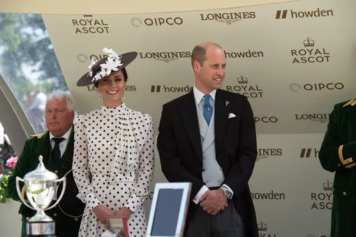 Кейт Миддлтон и принц Уильям на королевских скачках Royal Ascot в 2022 году