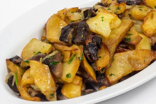 Как пожарить картофель с грибами, чтобы было вкусно