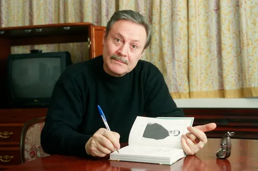 Юрий Соломин