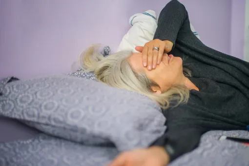 Что такое синдром хронической усталости и как он проявляется: признаки и лечение
