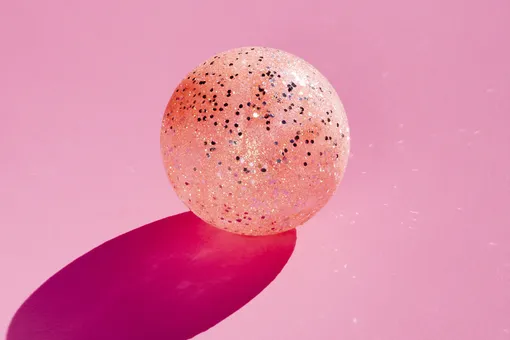 Стоит только научиться правильно вынимать шарик из дезодоранта, как открывается масса полезных перспектив