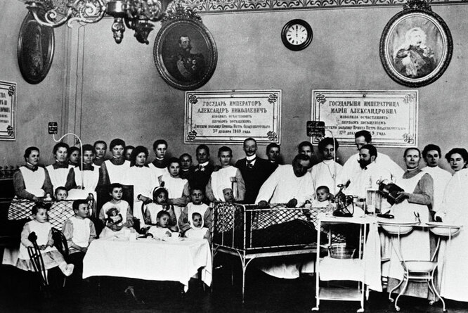Как советская медицина оказалась впереди планеты всей: за что её хвалила ВОЗ