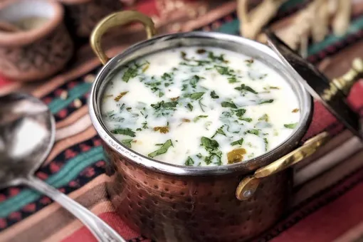 Холодный суп: готовим армянский спас на мацуне
