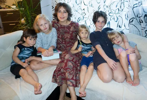 Олеся Потапова с детьми