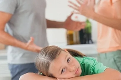 Дети учатся хуже, если видят ссоры родителей