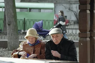Пожилая пара предприняла попытку свести счеты с жизнью — потому что пенсия не покрывает счета