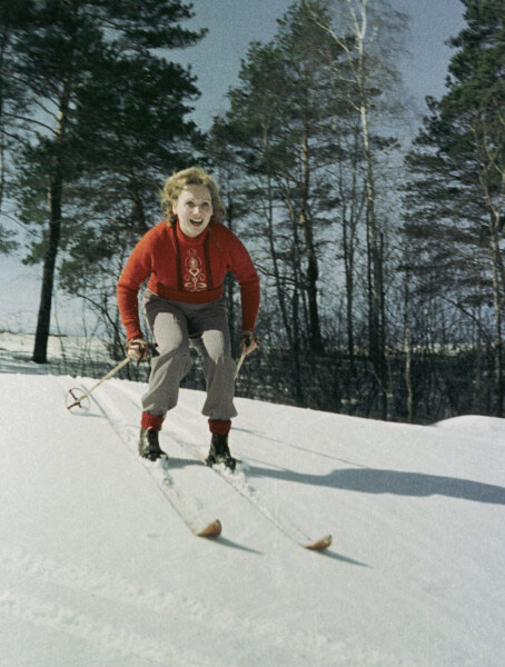 Лидия Смирнова на лыжной прогулке