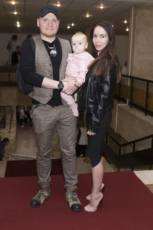 Сергей Сафронов с женой и дочерью