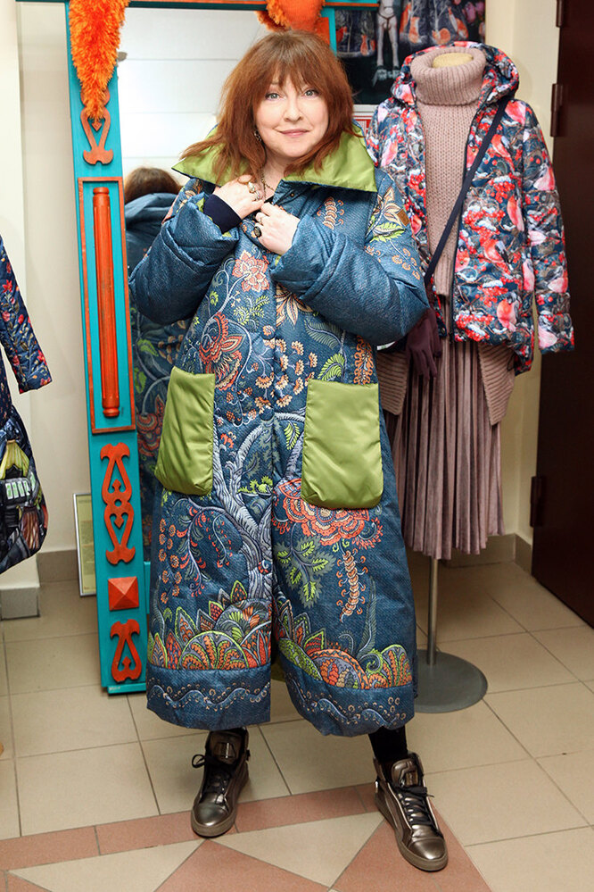 Мария Порошина, Ирина Алферова и Анастасия Макеева примерили одежду ...