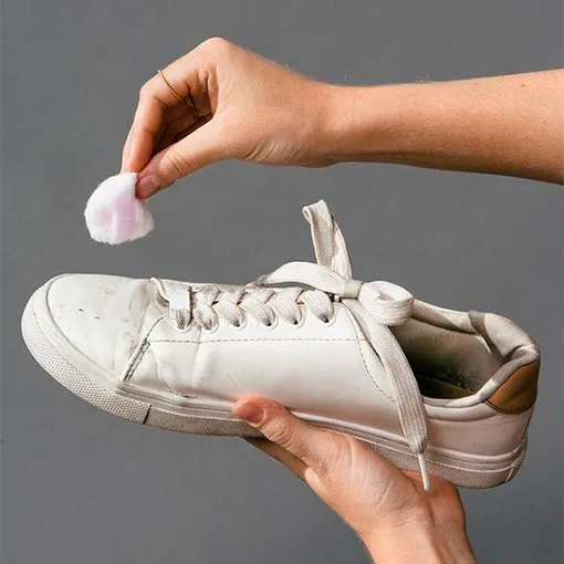 как почистить белые кроссовки