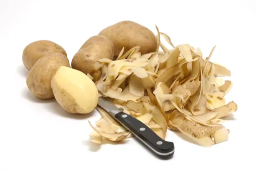 Сухие картофельные отходы хорошо хранятся в мешочках, лучше из ткани.