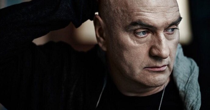 Артист балуев александр биография личная жизнь Александр Балуев провел детство в шкафу