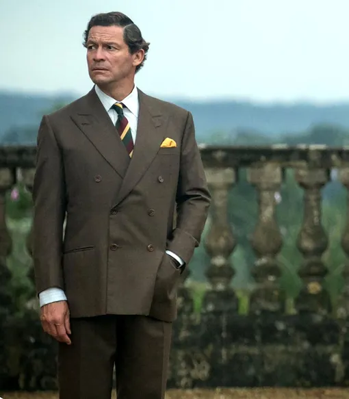 Доминик Уэст в роли принца Чарльза в сериале «Корона»