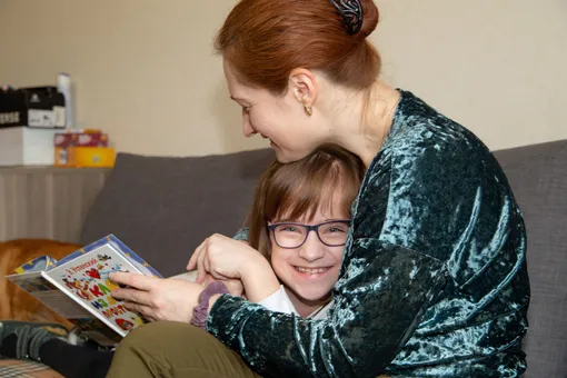 Жизнь после детского дома: истории приёмных детей с диагнозом spina bifida