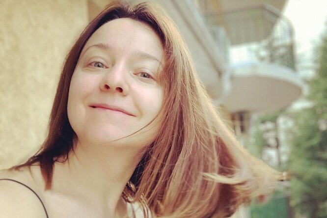 «Я с Машей не разговаривала год»: Валентина Рубцова и Мария Кожевникова рассказали о съемках в сериале «Универ» «Я с Машей не разговаривала год»: Валентина Рубцова и Мария Кожевникова рассказали о съемках в сериале «Универ»
