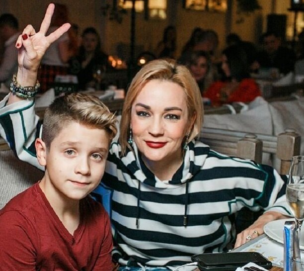 Татьяна Буланова с сыном Никитой Радимовым