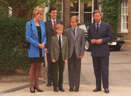 Принцу Уильяму было всего 15 лет, когда умерла его мама.