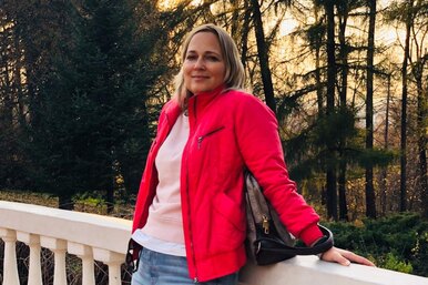 «То, что со мной случилось, можно сравнить с авиакатастрофой»: история женщины, пережившей развод и рак