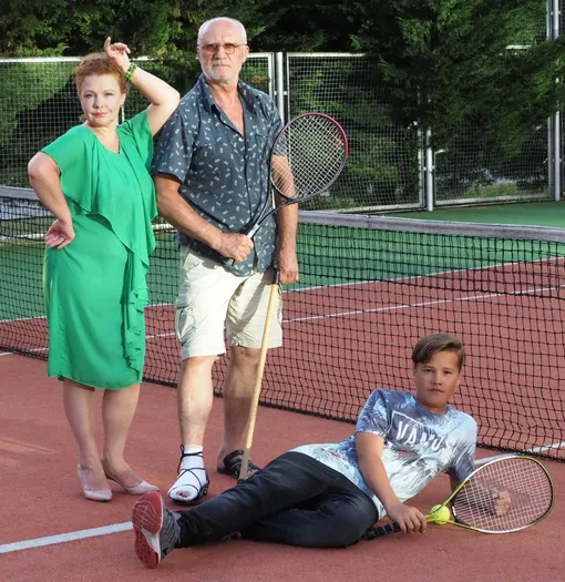 Татьяна Абрамова отдыхает на море с мужем и сыновьями (фото)