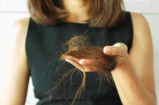 Почему весной выпадают волосы и как прекратить выпадение волос весной