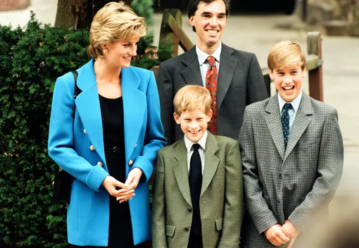 Принцесса Уэльская Диана с сыновьями