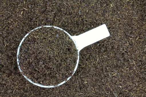 Способы применения табачной пыли от насекомых-вредителей