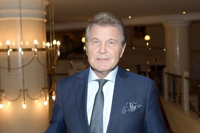 «На кислороде»: 78-летний Лев Лещенко переведен в реанимацию «На кислороде»: 78-летний Лев Лещенко переведен в реанимацию