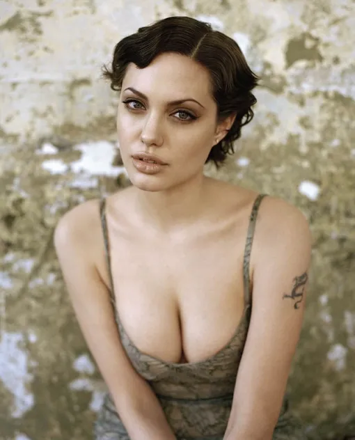 Архивный кадр Анджелины Джоли