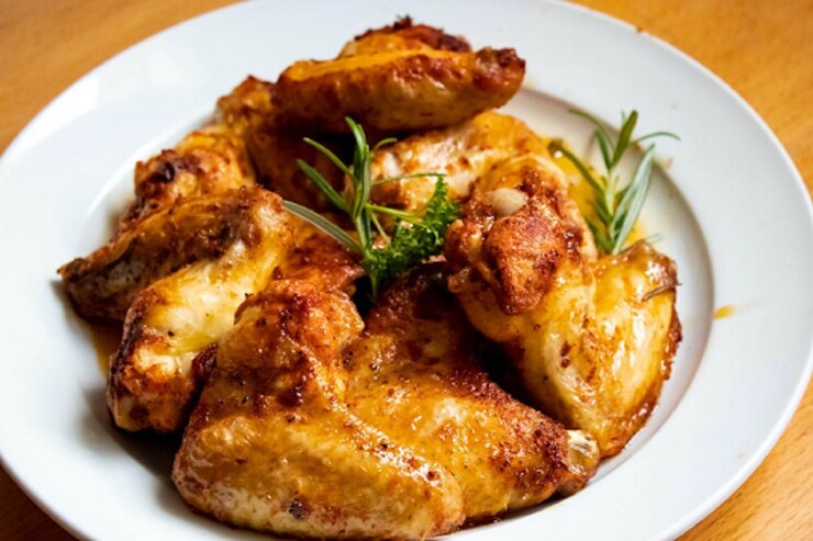 Рецепт куриных крылышек в духовке с соусом баффало