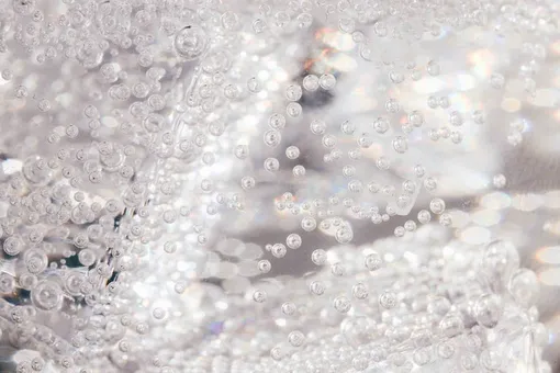 Пузырики минеральной воды