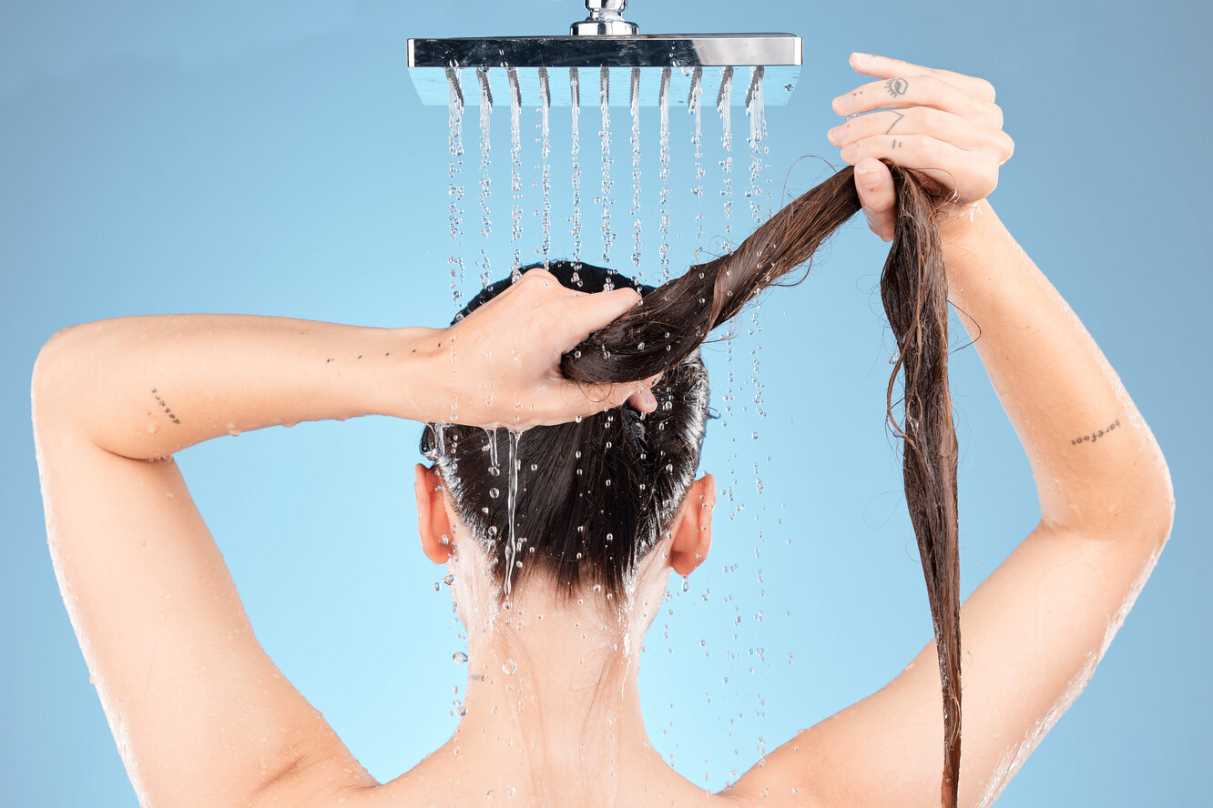 Как прочистить слив душевой кабины: способы очистки, профилактика ...