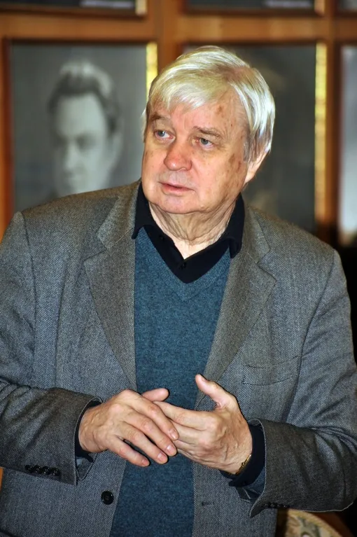 Александр Стефанович
