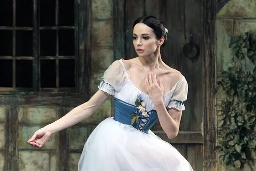 Балерина Диана Вишнёва поразила своей стройностью через 9 дней после родов