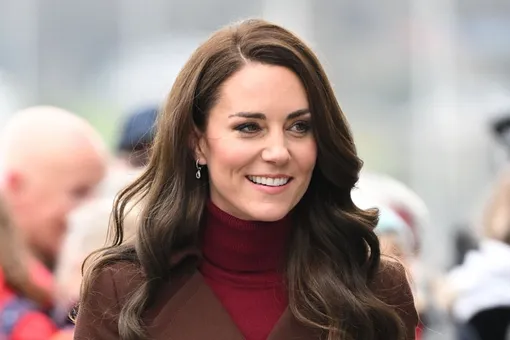 Экономная Кейт: принцесса Уэльская показала, как с помощью одной детали «оживить» старое пальто