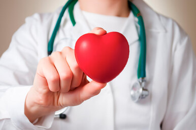 Пылкое женское сердце: что вы должны знать о сердечном приступе?